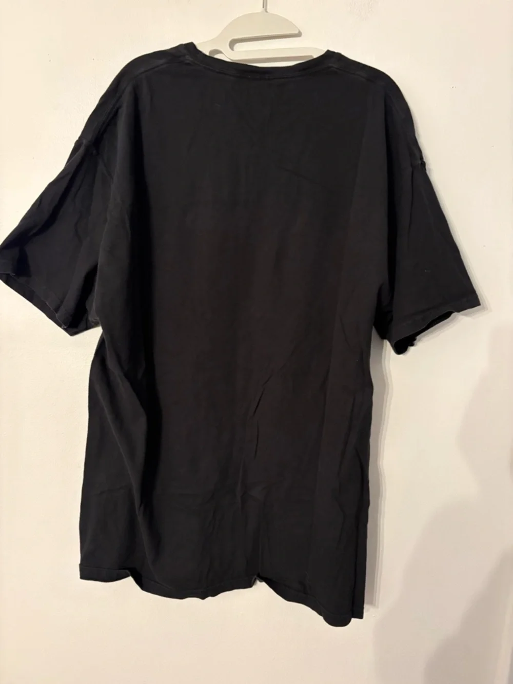 Paramore 'Running Out of Time' Black Graphic Tee - Picture 3 of 4